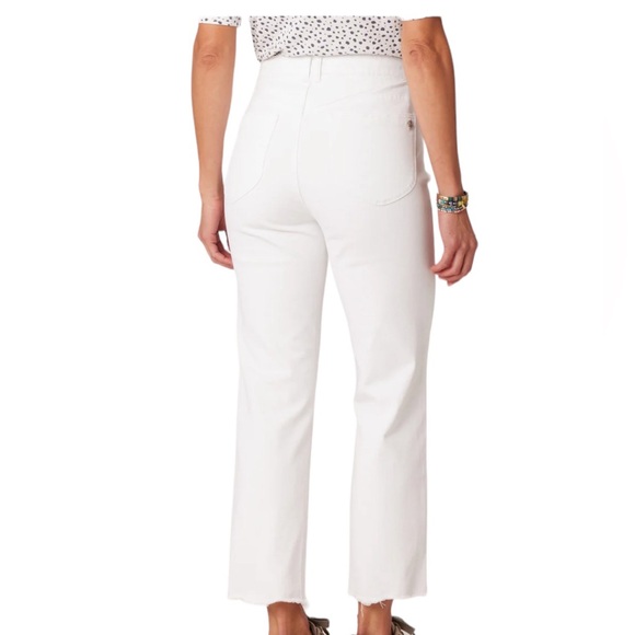 Democracy Optic White Ab"solution Skyrise V-Yoke Barely Boot Scallop Hem Jeans - Picture 3 of 10